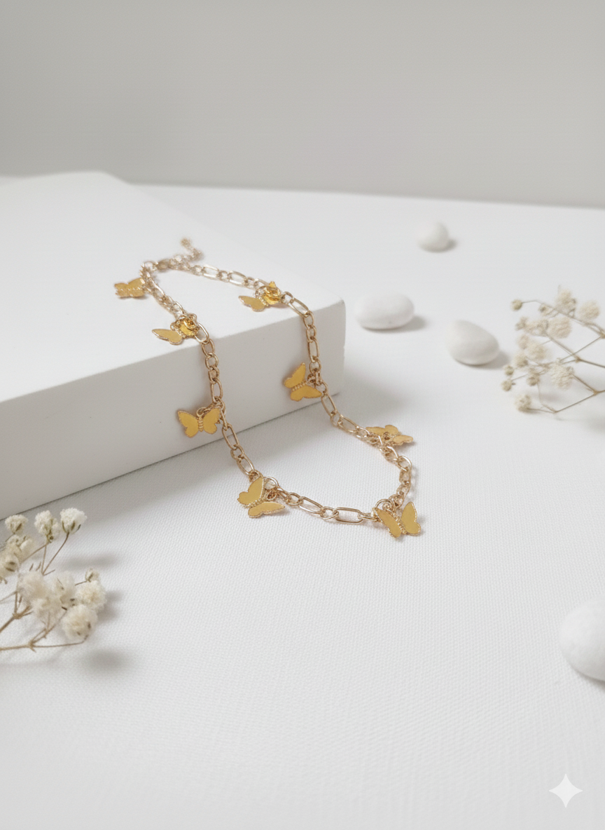 Gold-toned Anklets.