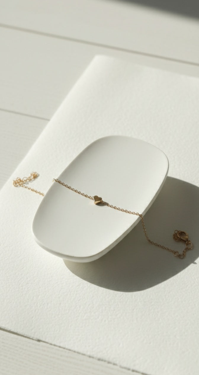 Gold-toned Anklets.