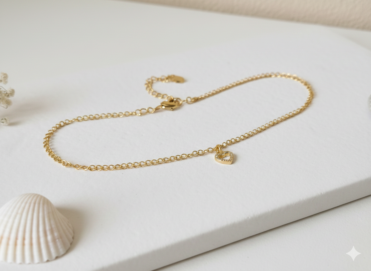 Gold-toned Anklets.